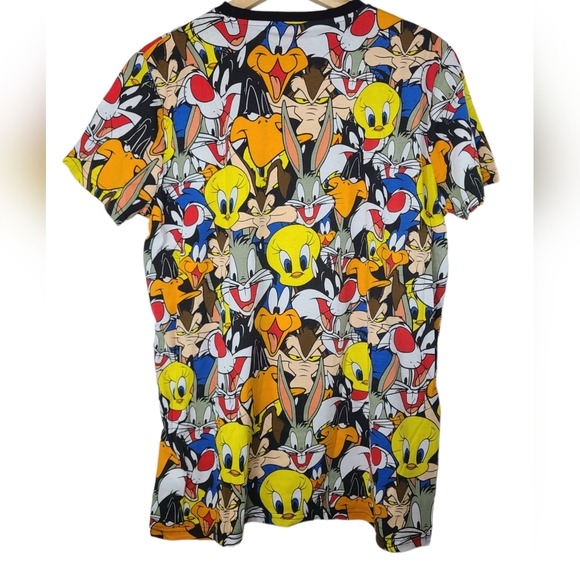 Cakeworthy Looney Tunes over print T-shirt- unisex Large - Picture 2 of 3